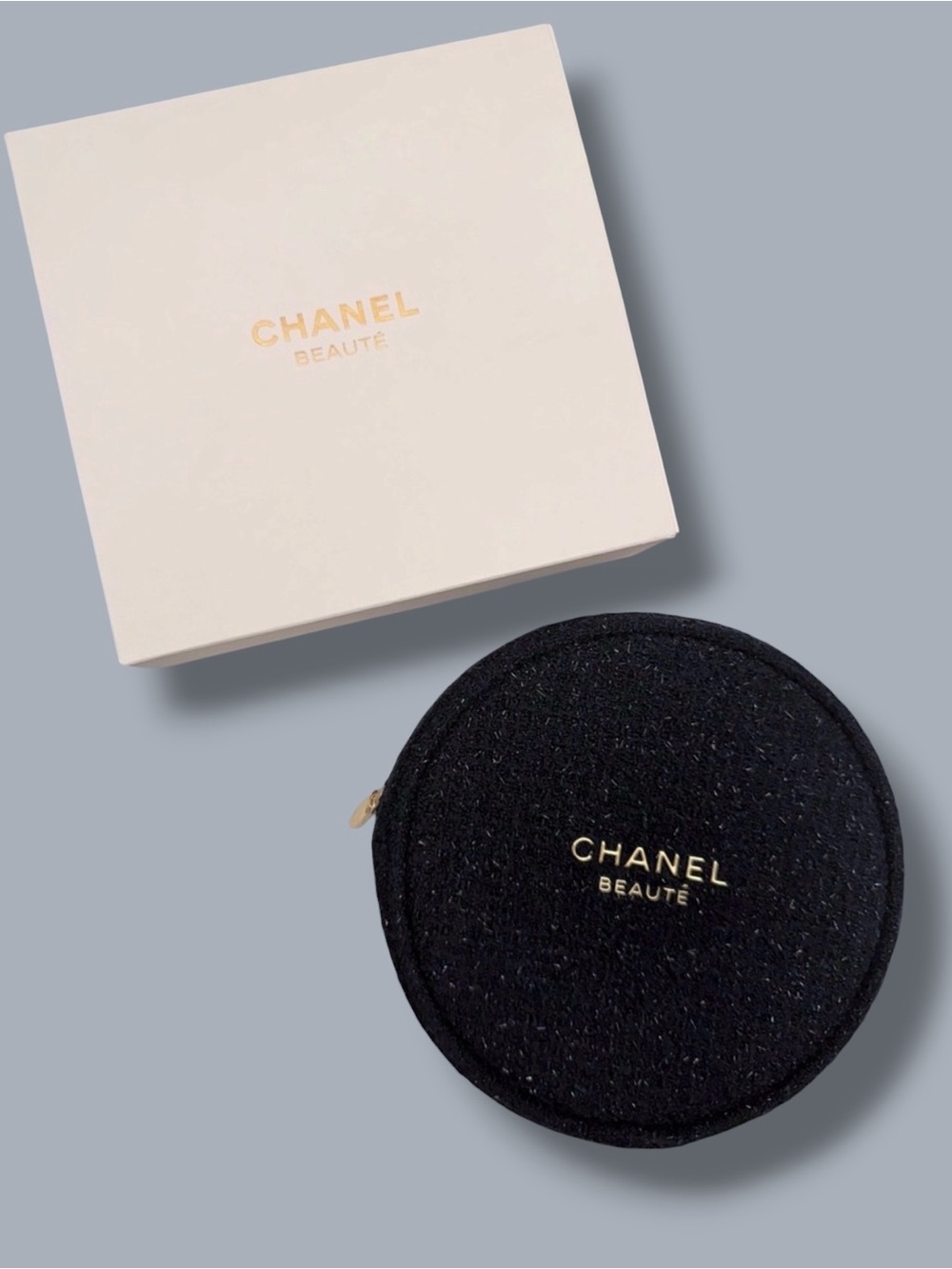 Chanel Beauté Dark Blue Round Cosmetic Pouch